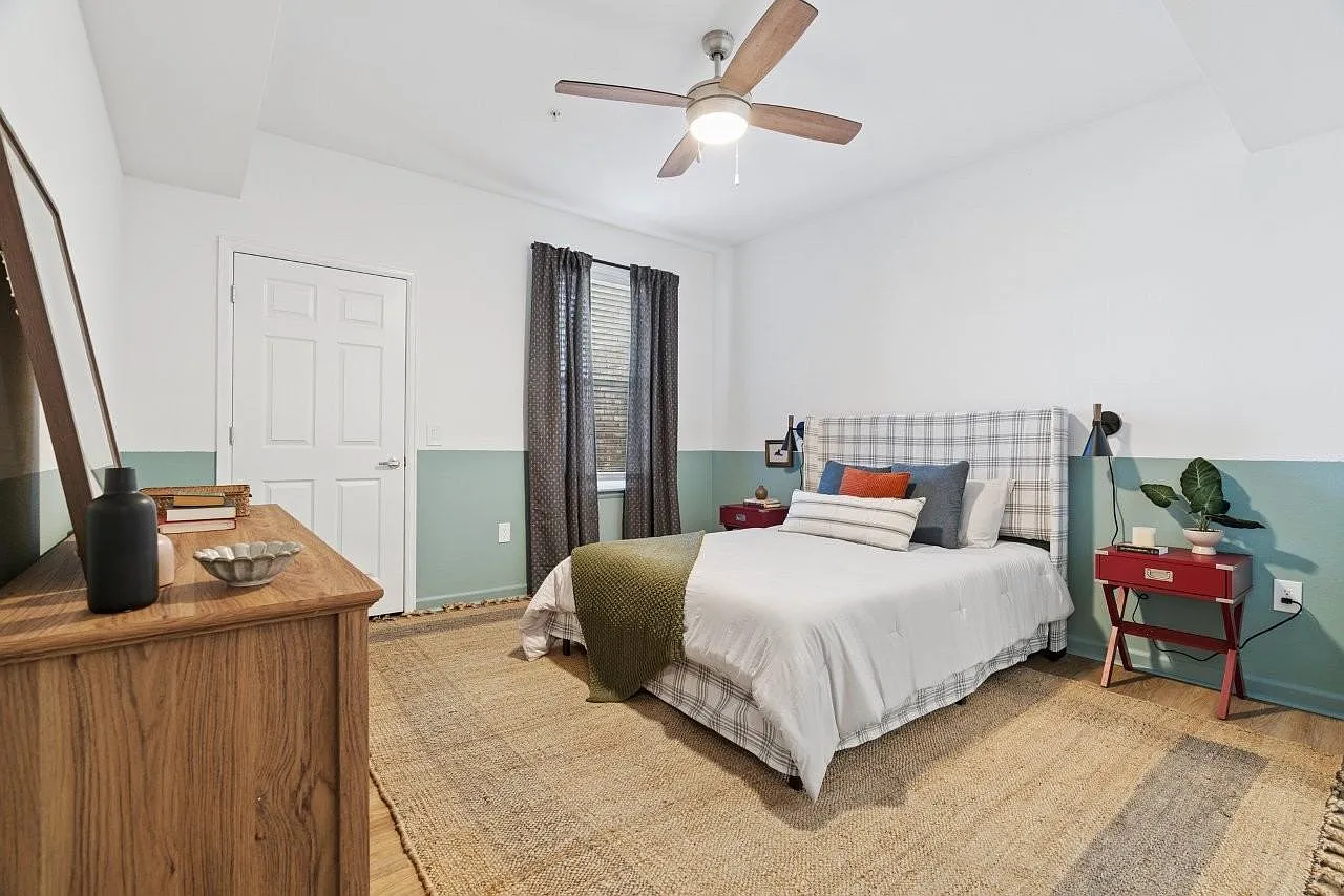 Enclave at Broomfield — Photo 4