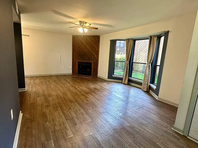 1757 S Brightside View Dr #A — Photo 2