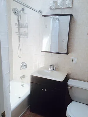 Rented by Ulas Real Estates Inc | media 15