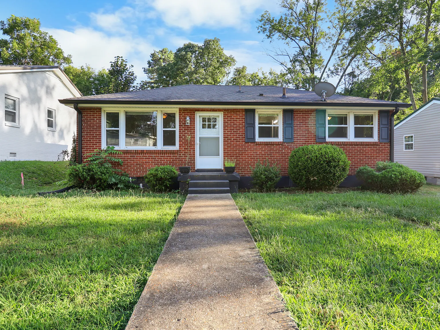 3 bed, 912 sqft, $1,275 — Photo 3