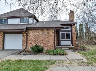 1206 N Gammon Rd, Middleton, WI 53562