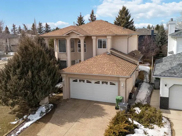 1 Colonial Close, Beaumont, AB T4X 1M2