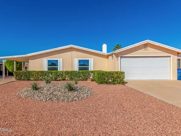 9422 E SUN LAKES Boulevard S, Sun Lakes, AZ 85248