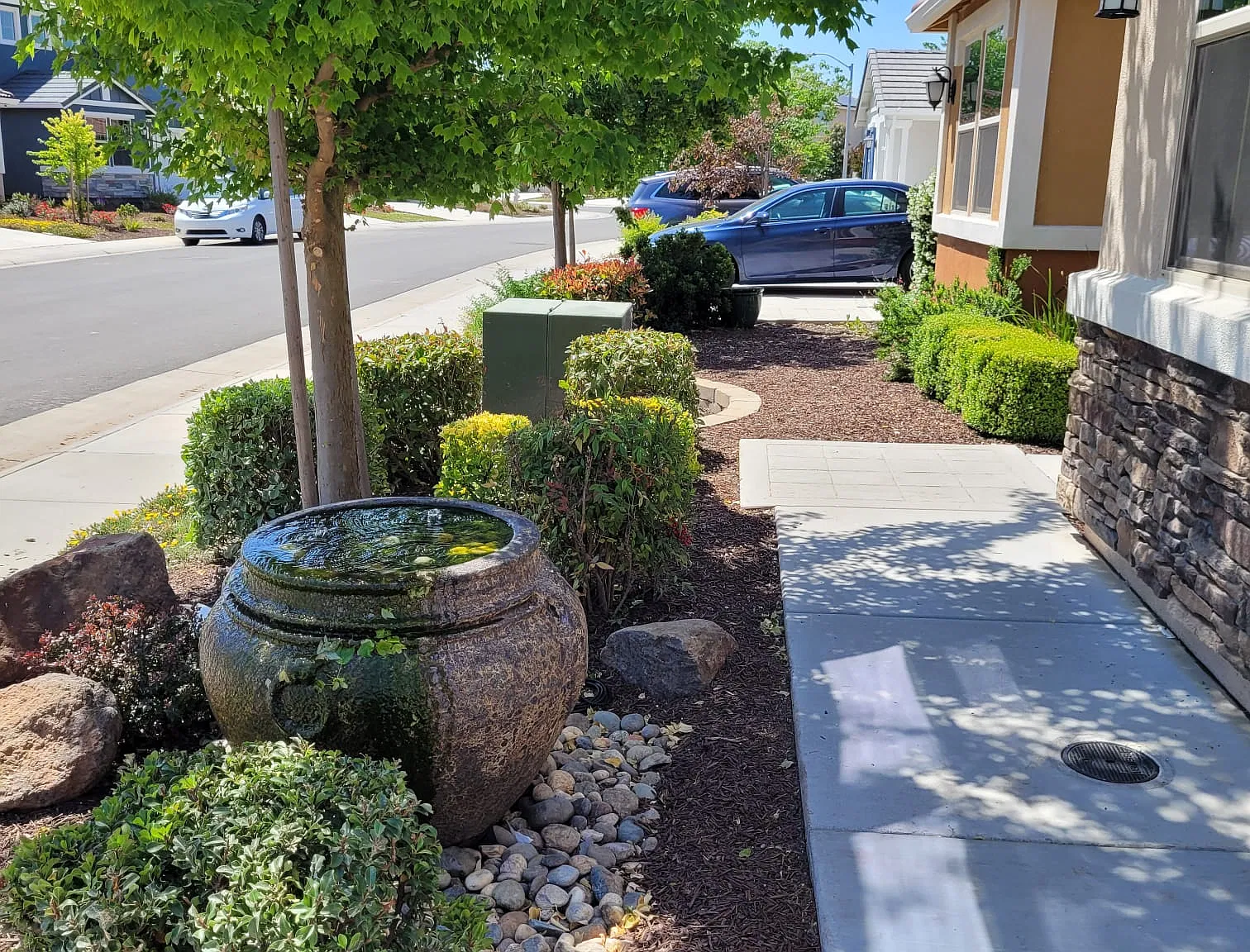 4 bed, 1880 sqft, $3,200 — Photo 3