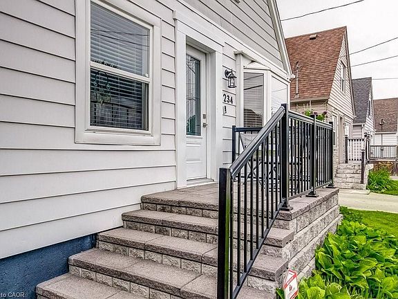 4th image of 234 E 27th St