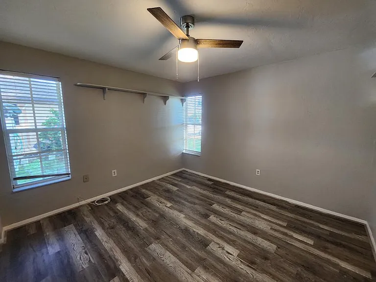 27048 Omni Ln — Photo 25