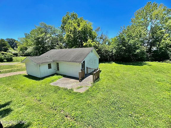 4th image of 3307 Pilkay Rd