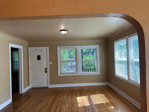 2nd image of 204 Old Mc Cloud Rd