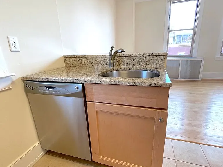 Delancey Place — Photo 39