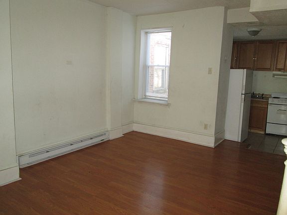2nd image of 515 W York Street # Fl 1ST