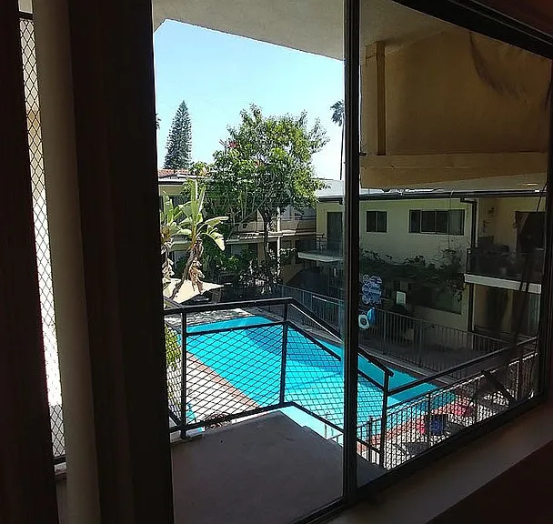 Courtyard at Cordova Apts — Photo 9