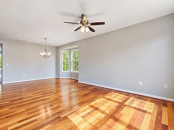 5th image of 98 Gasko Rd