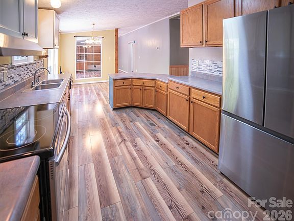 2nd image of 4862 Karen Ct