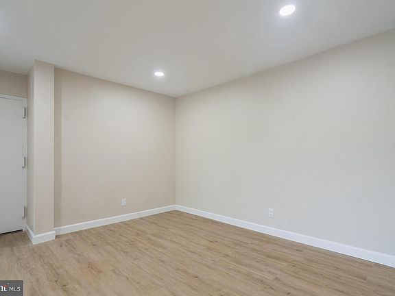 5th image of 112 Duvall Ln APT 304