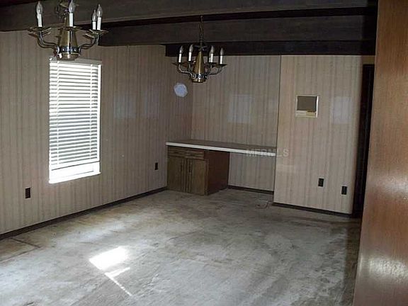 3rd image of 700 Gladwin Ave