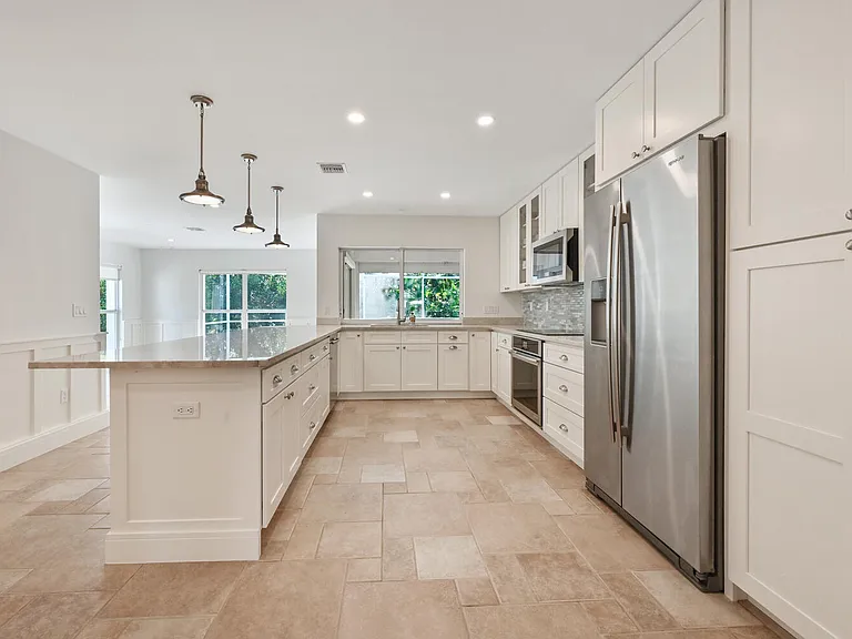508 Devils Ln — Photo 13