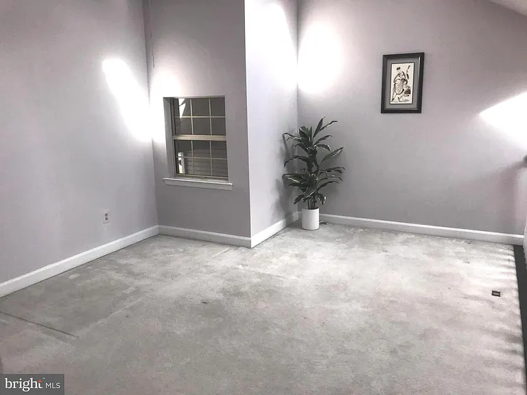 5918 Barbados Pl #202 — Photo 18
