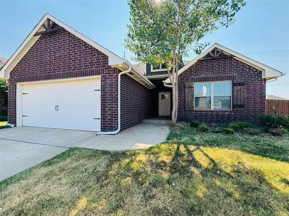 9005 Poppey Pl, Yukon, OK 73099