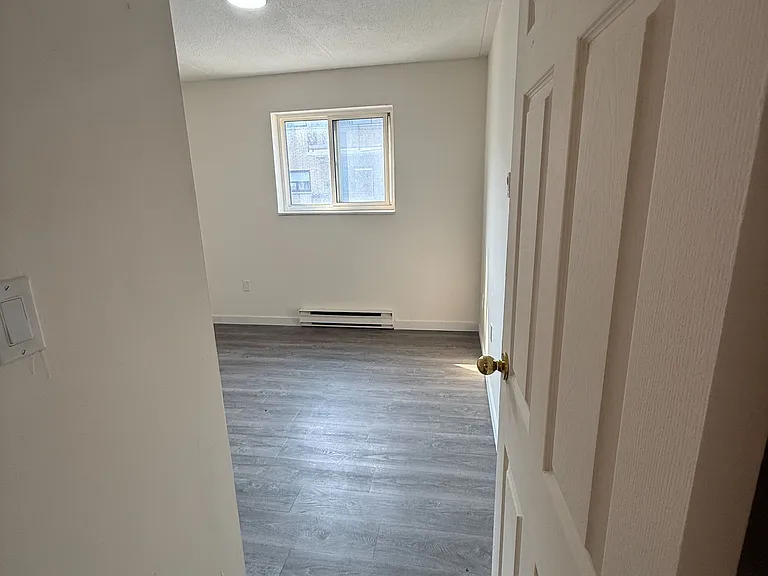 555 Oxford St #205 — Photo 5