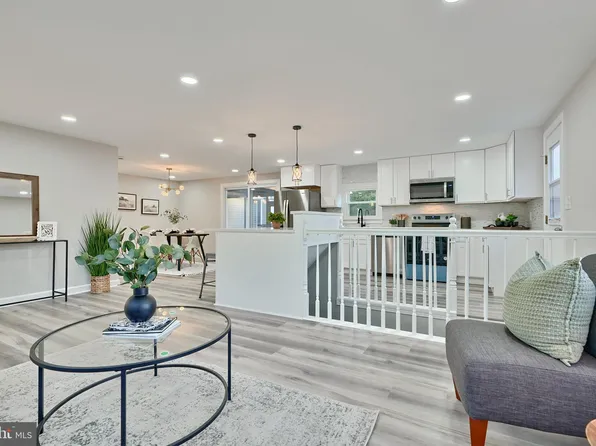 727 Wiseburg Rd, White Hall, MD 21161