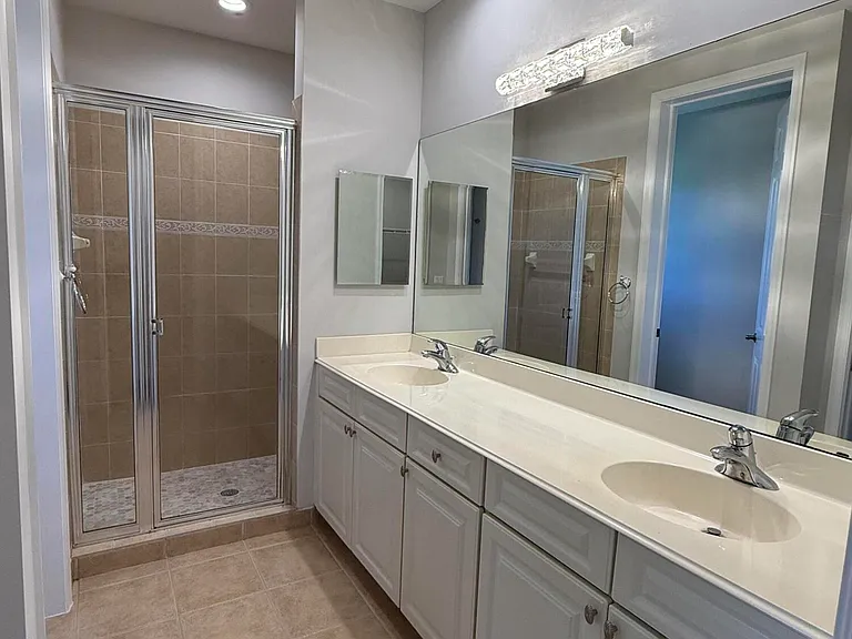 233 Evergrene Pkwy — Photo 19