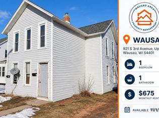 921 S 3rd Ave, Wausau, WI 54401