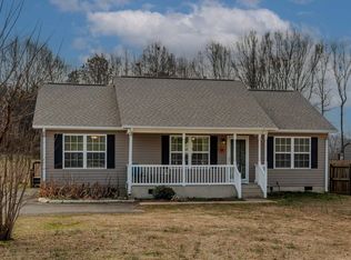 804 Clark Rd, Inman, SC 29349
