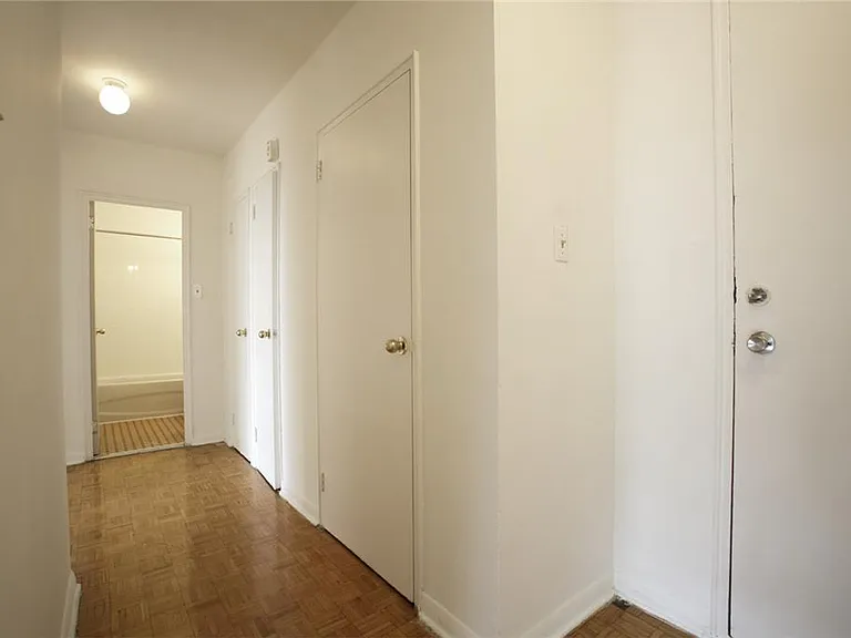 70 Stevenvale Dr — Photo 15