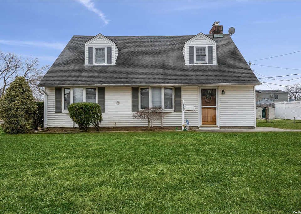 1st image of 2500 Putnam Dr
