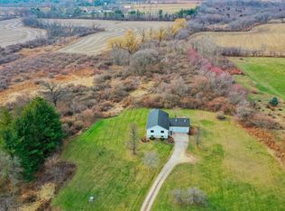 10901 Alden Rd, Harvard, IL 60033