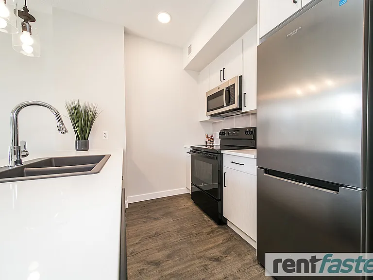 6870 Ad Astra Blvd NW — Photo 1