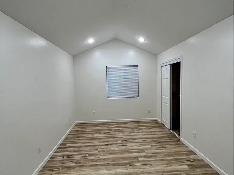 1839 N Vine St #A — Photo 3