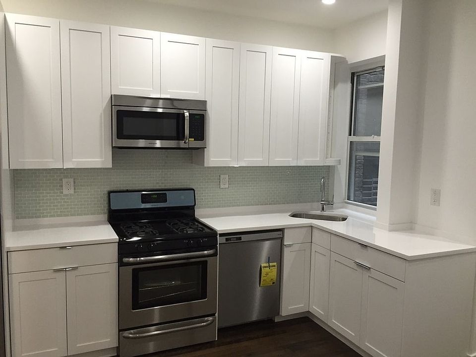 1st image of 3421 41st St APT 1R