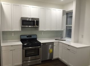 3421 41st St APT 1R, Long Island City, NY 11101