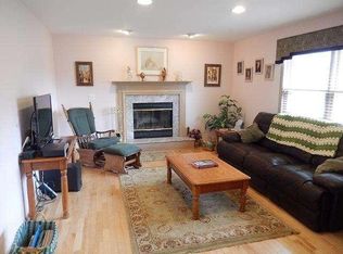 5937 83rd St, Kenosha, WI 53142