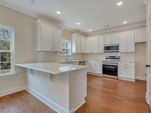 Kitchen - Customer selections -Nantucket Plan Ernest Homes