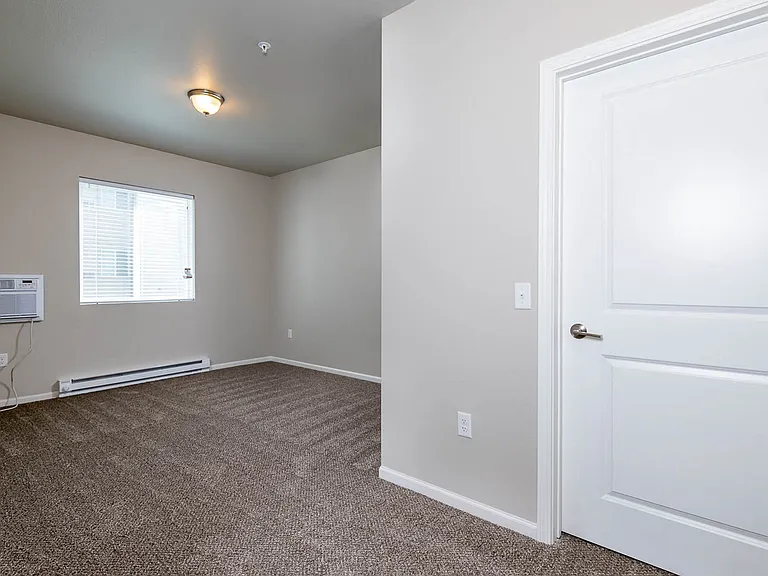 Port View Apartments | Bedroom 1