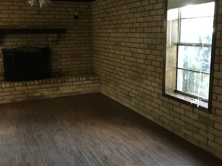 1506 W Fairmont St — Photo 5