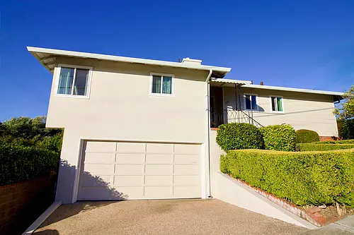 209 Malcolm Ave Photo 1