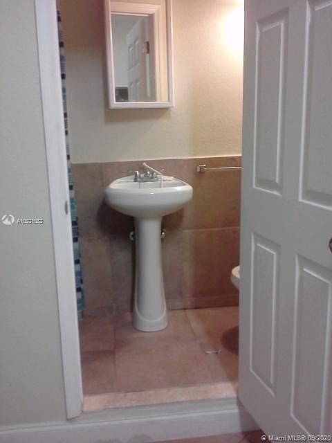 2nd image of 15824 NW 83rd Ct