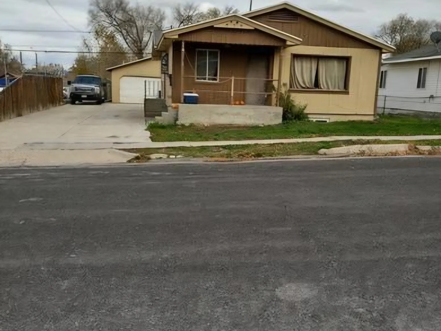 Aok rentals #B — Photo 1