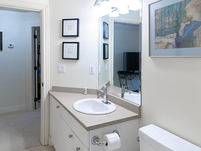 2321 Jefferson Ave — Photo 15