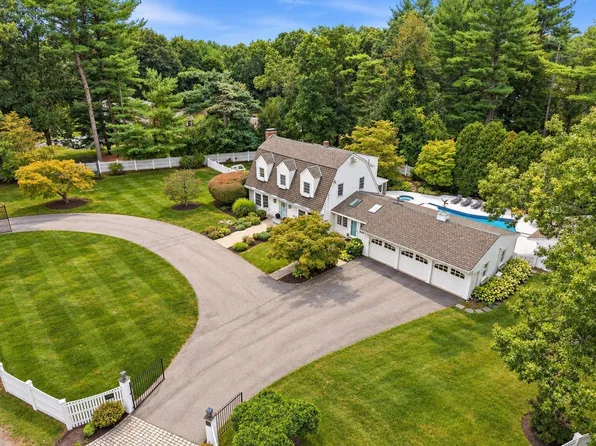 276 Andover St, Andover, MA 01810