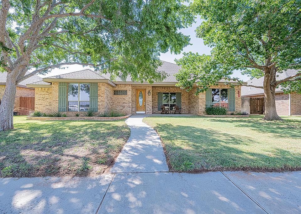 1st image of 5001 Woodhollow Dr