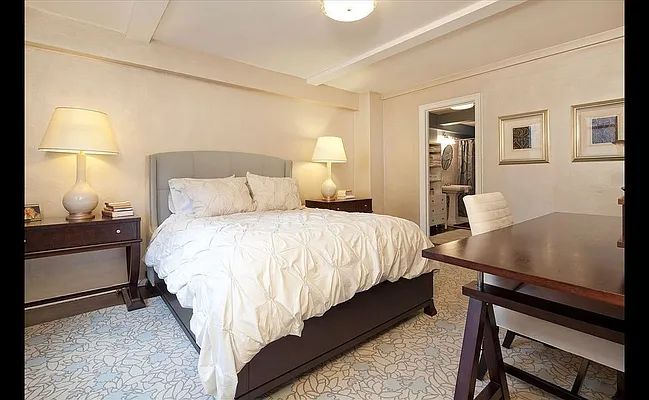 Sold by Park Property Advisors | media 23