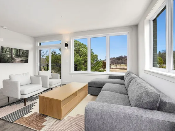 10 Riordan Rd, Bella Vista, AR