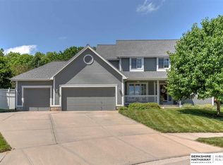 16110 Taylor St, Alvin, IL 61811