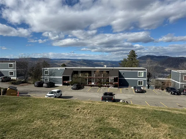 1810 Summit Dr #33, Kamloops, BC V2E 2C7