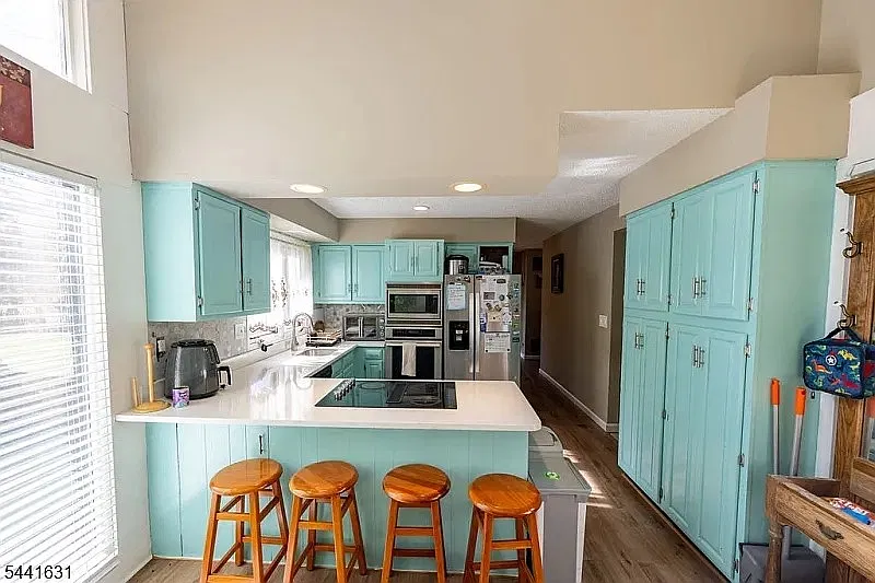 4 bed, 2.5 bath, 1534 sqft, $2,800 — Photo 1