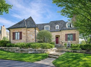 1420 W Longwood Dr, Bull Valley, IL 60098
